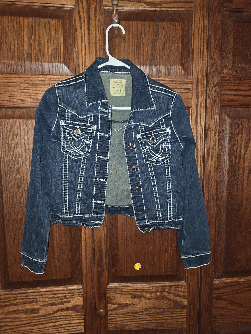 L.A. idol Dark Blue Denim Jean Jacket with White Contrast Stitching